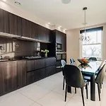 Hampstead Luxury Flat-Hosted By Sweetstay