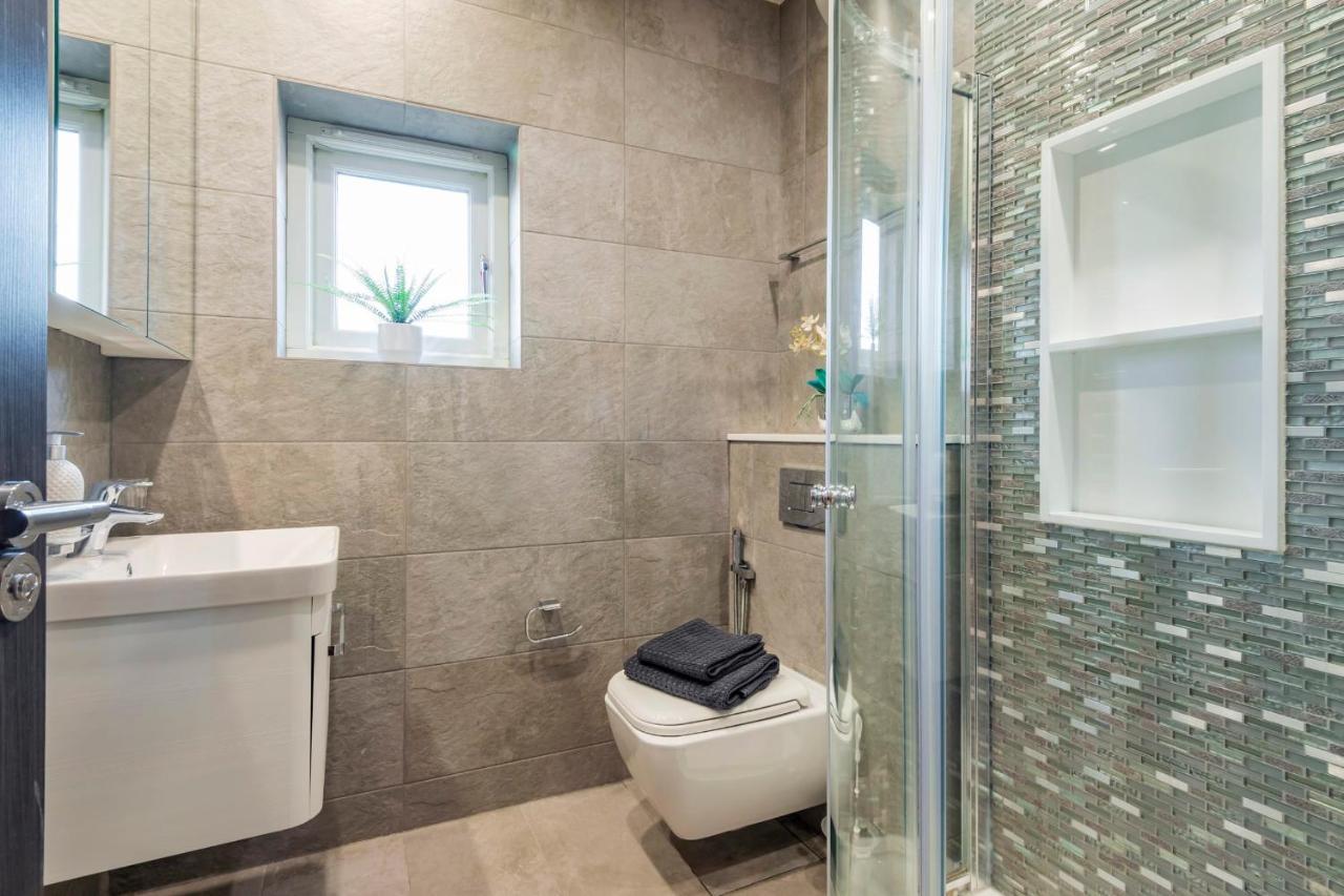 Hampstead Luxury Flat-hosted By Sweetstay Appartamento *