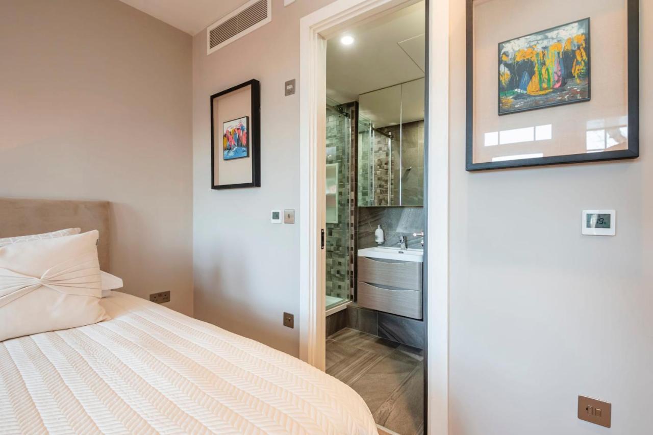 Hampstead Luxury Flat-hosted By Sweetstay